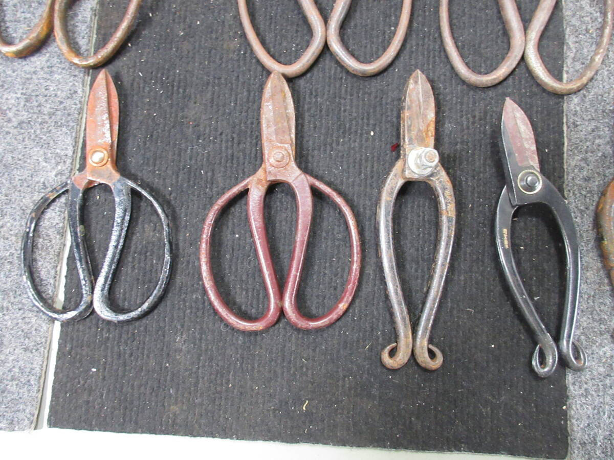 棚8・A1062　鋏　鋏 植木鋏 盆栽鋏 園芸　関貴泰作 岡恒 正長別上 豊一作 宮義 康正　日立鋼　14点セット　_画像4