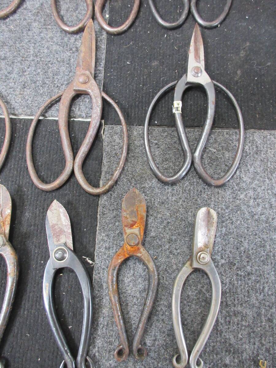 棚8・A1062　鋏　鋏 植木鋏 盆栽鋏 園芸　関貴泰作 岡恒 正長別上 豊一作 宮義 康正　日立鋼　14点セット　_画像5