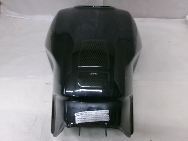 【BST】mb1★ドカティ　ドゥカティ　モンスター　M900IE　純正　フューエルタンク　　　　　　　　　　　　　　　　　　　　　　　　　　★_画像7