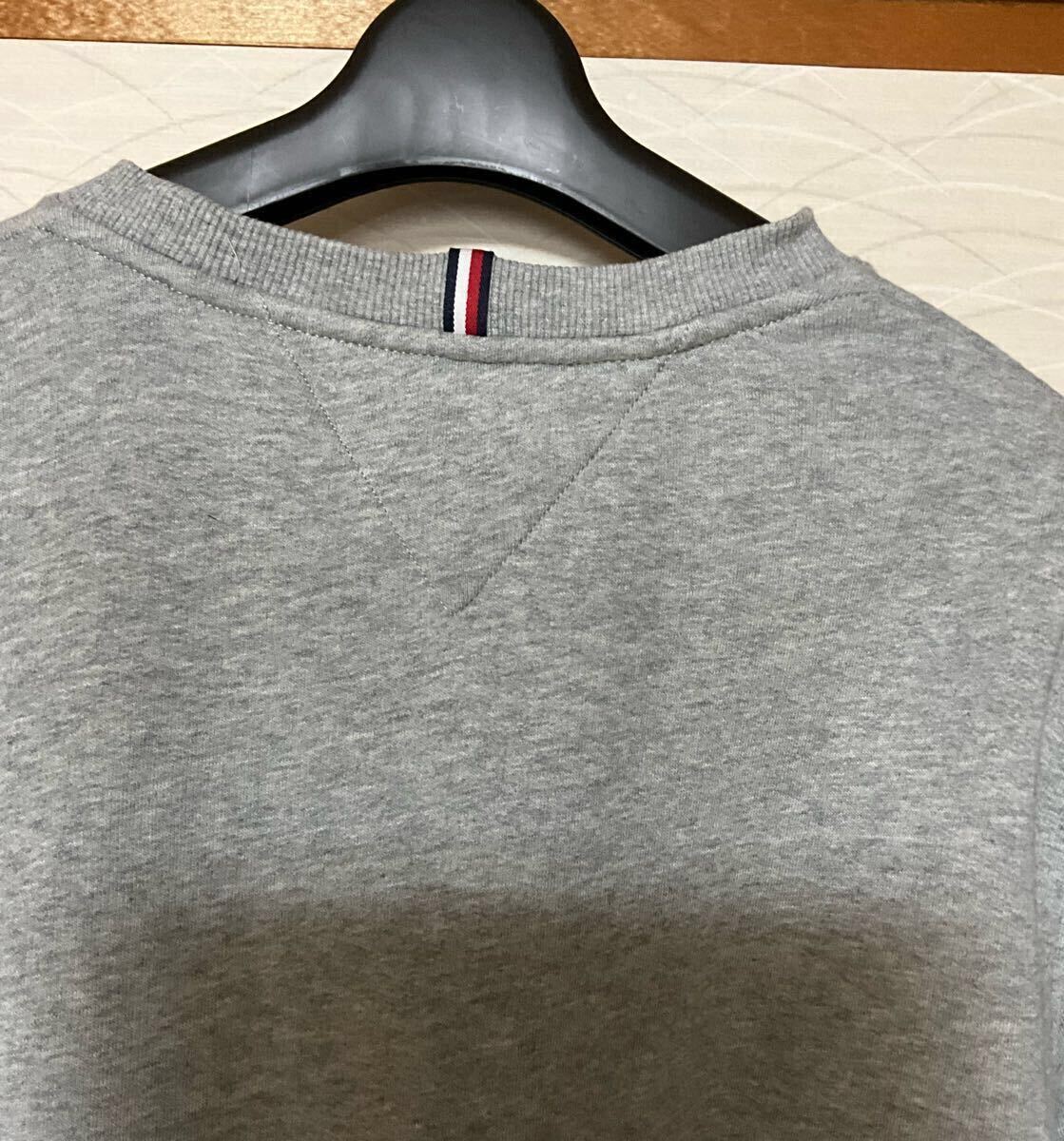 TOMMYHILFIGER トレーナー グレー 長袖　Lサイズ　　_画像6