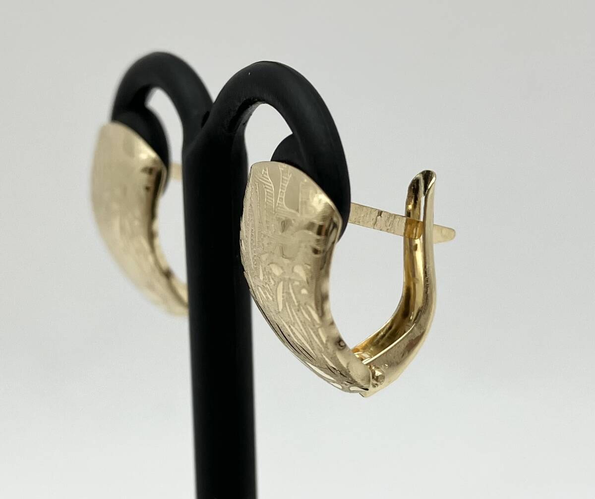 K18 キャッチレスピアス 0.9g_画像3