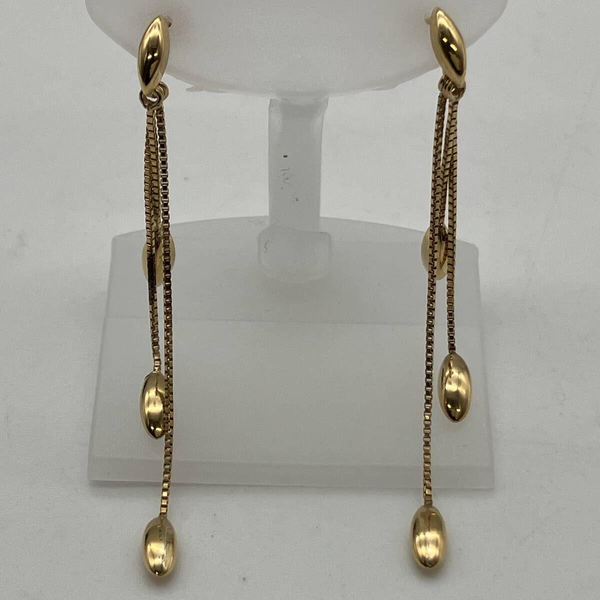 K18 18金 スタッドピアス 1.0g_画像1