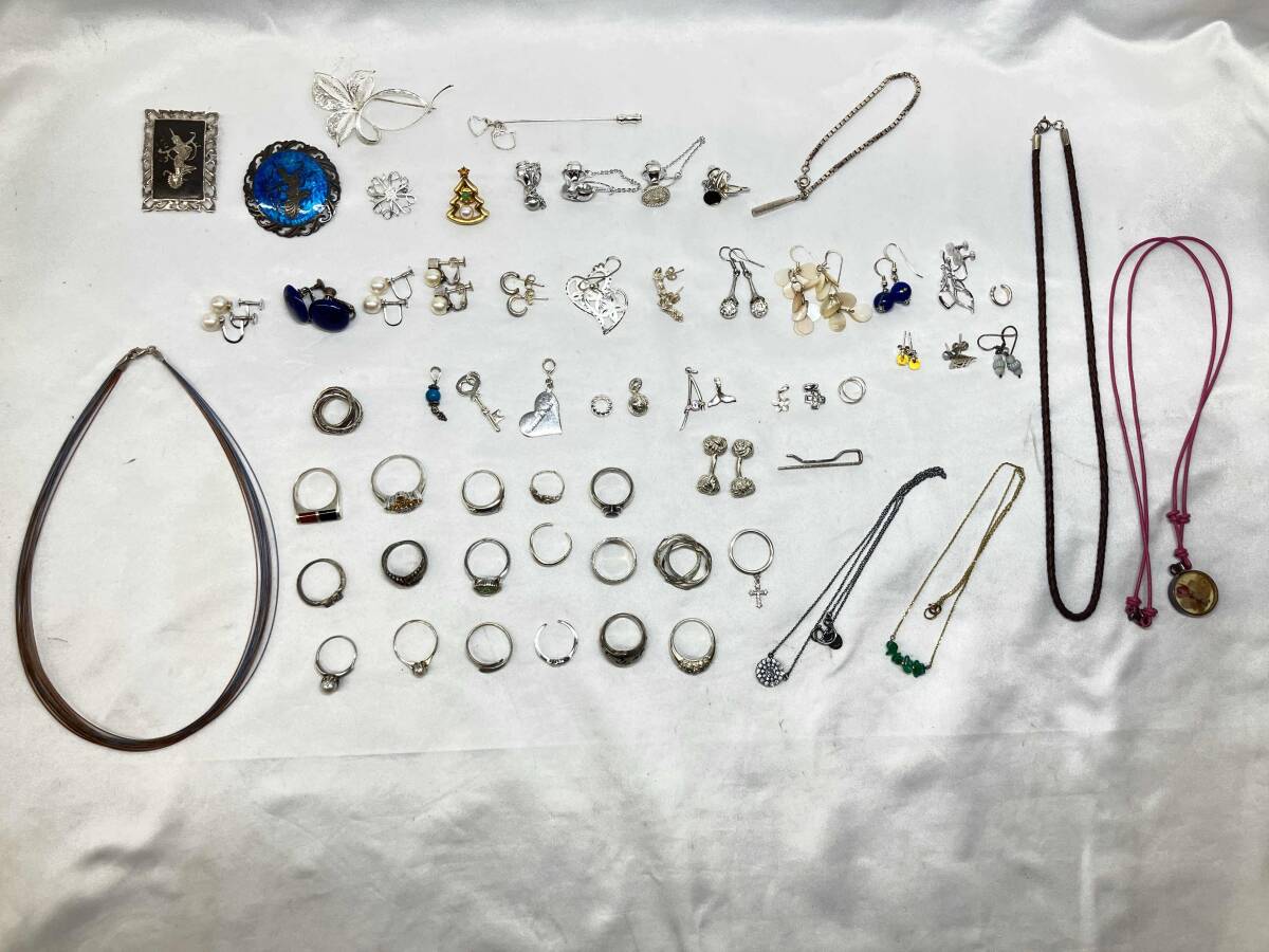 シルバーアクセサリー まとめて61点 ネックレス ピアス イヤリング リング ブローチ SILVER 925 Sterling 総重量239.4g まとめ売り_画像1