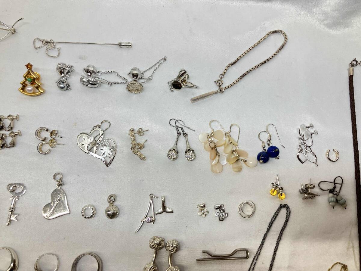 シルバーアクセサリー まとめて61点 ネックレス ピアス イヤリング リング ブローチ SILVER 925 Sterling 総重量239.4g まとめ売り_画像6