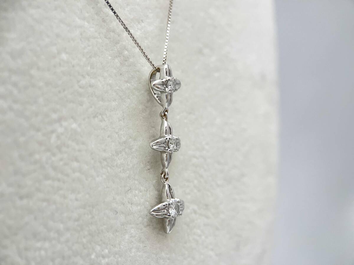 【鑑別書付】 K18WG 天然ダイヤモンド 0.12ct ダイヤ 40cm 1.7g フラワー モチーフ ネックレス_画像3