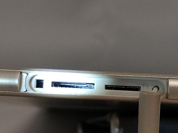 docomo 【SIMロックなし】d-01K dtab_画像3