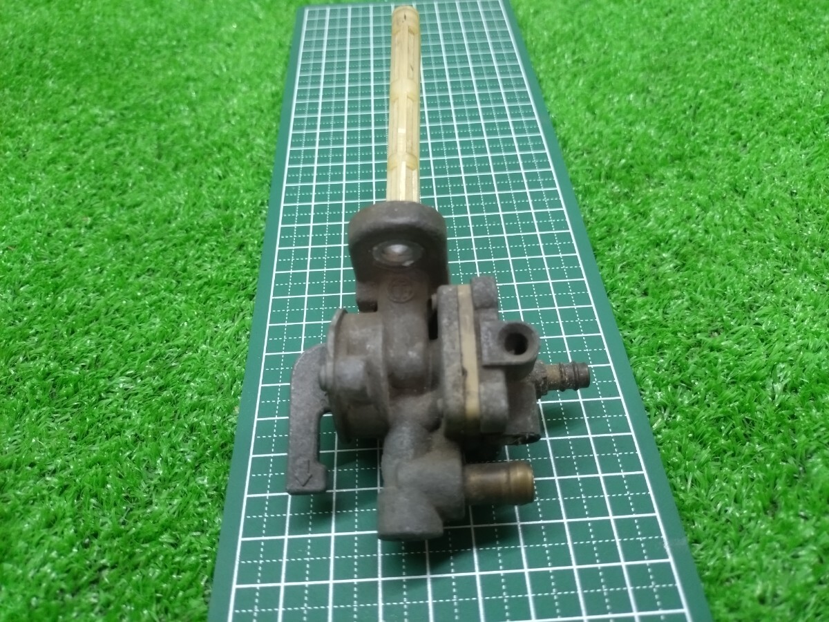 車種不明　 燃料コック　多分カワサキ　ゼファー系？　（GPZ400F FX GP…系？）_画像5