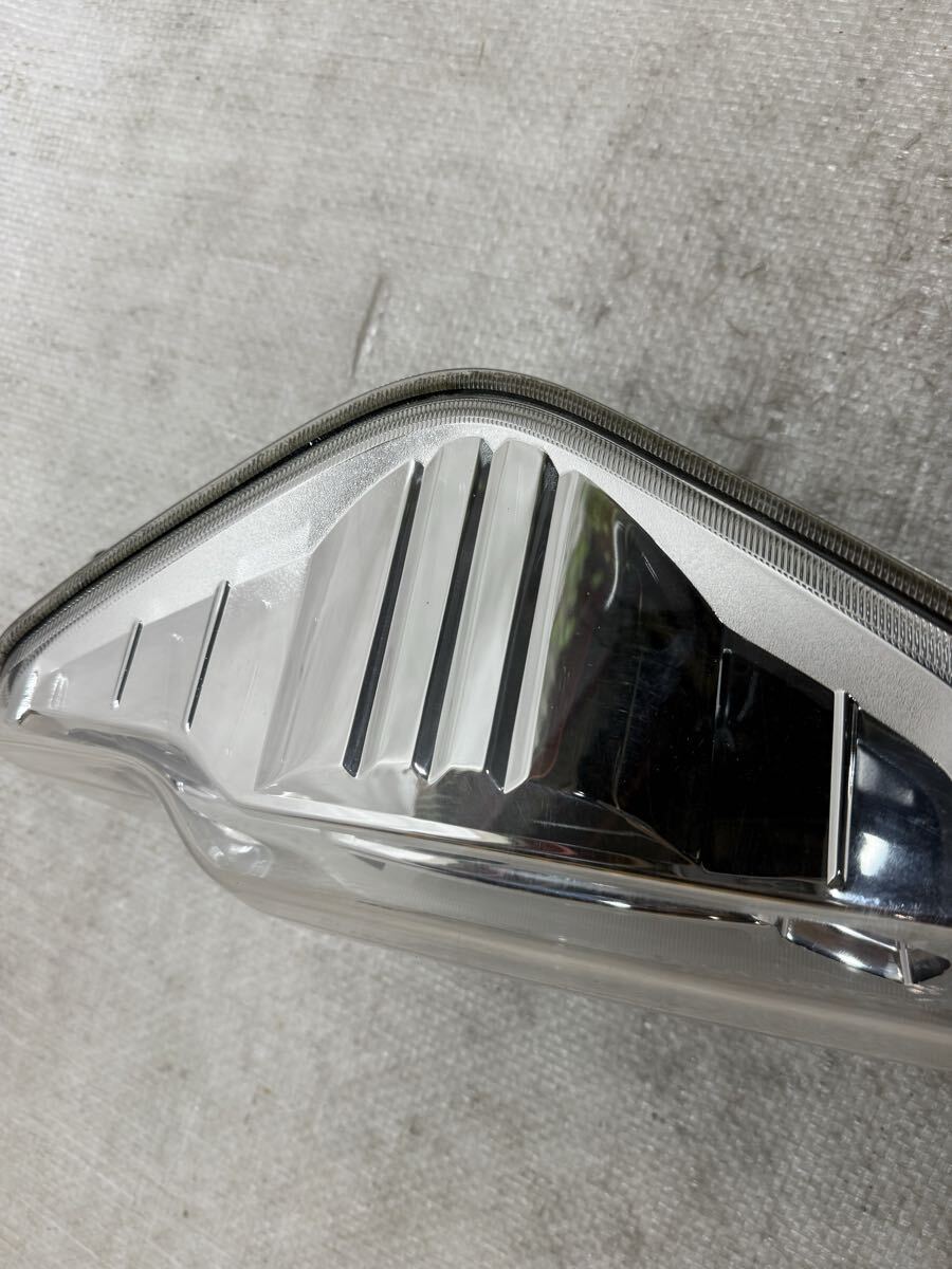ダイハツ LA600S タントカスタム RS テールライト/テールランプ インナーメッキ 右側/運転席 TOKAIDENSO 20516_画像5
