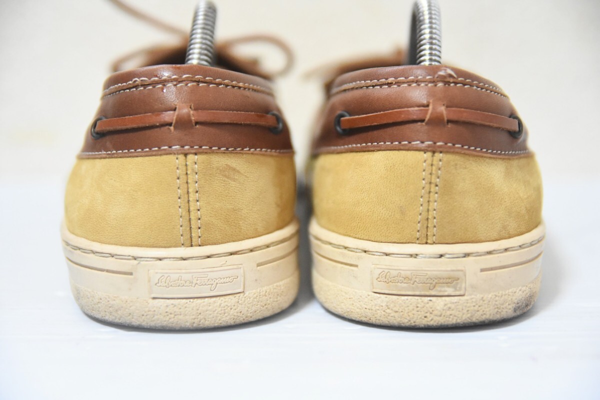 定価11万円 100円スタート!【Salvatore Ferragamo】サルヴァトーレフェラガモ デッキシューズ ブラウン スエード 25.5cmEE_画像3