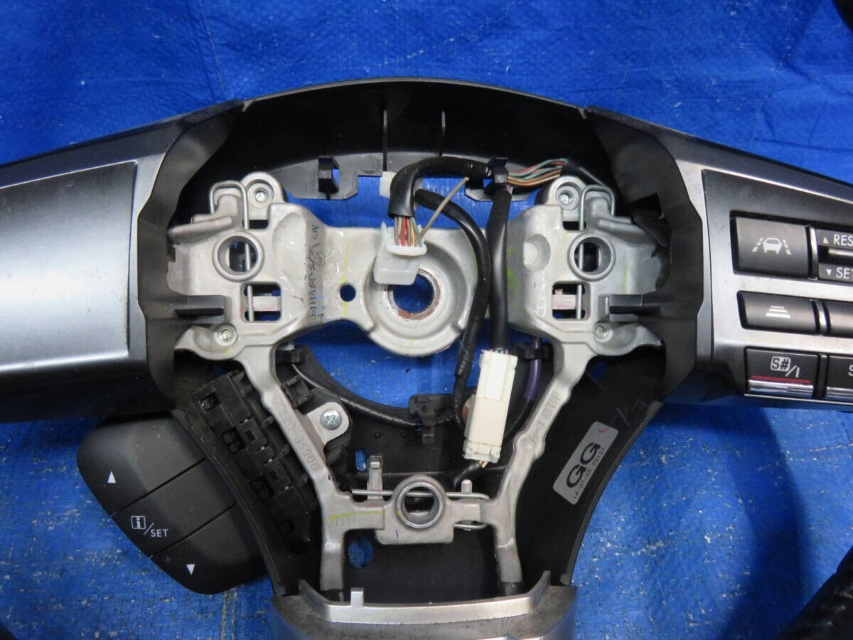 LA6370* Subaru VMG Levorg предыдущий период кожа руль / кожаная оплетка руля кондиционер Paddle Shift есть / оригинальный VM4 * потертость царапина 