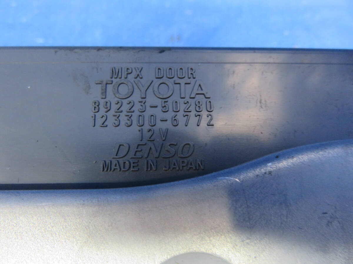 LA6130* 動作OK レクサス LS600/UVF45 フロント (左) MPX ドア コンピューター 助手席 /純正 89223-50280 LS460/USF40_画像3