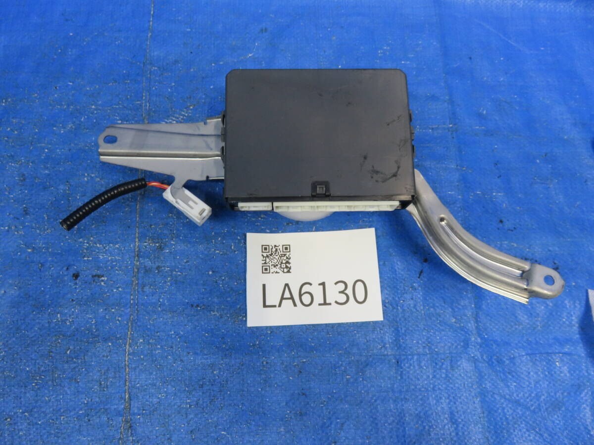 LA6130* 動作OK レクサス LS600/UVF45 フロント (左) MPX ドア コンピューター 助手席 /純正 89223-50280 LS460/USF40_画像7