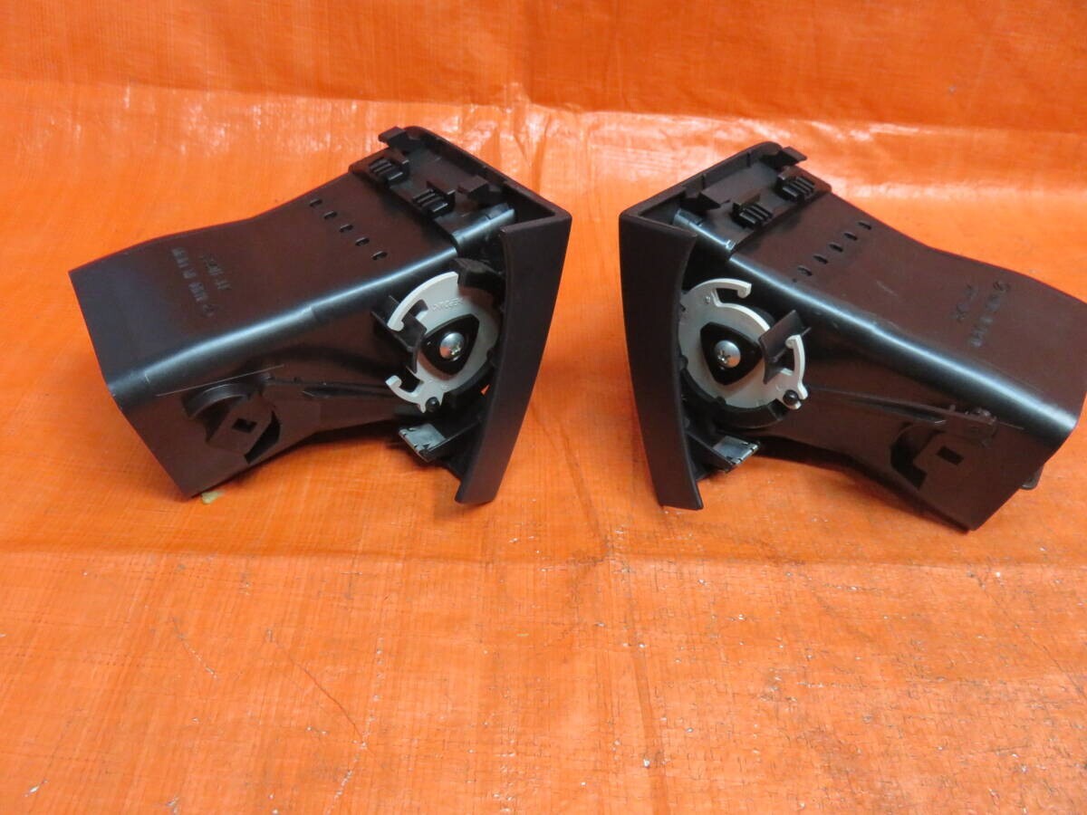 LA3707* スバル BPH 後期 レガシィ/アウトバック フロント 左右/エアコン吹出口/運転席 助手席/純正 BP9 BP5 BPE_画像5