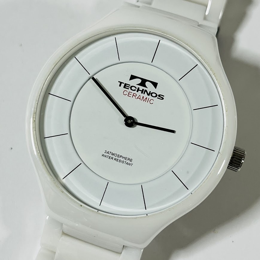 ★TECHNOS★　テクノス　セラミック　ホワイト　T6595　クオーツ　美品　動作未確認　_画像1