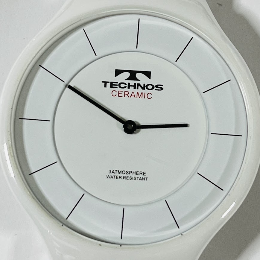 ★TECHNOS★　テクノス　セラミック　ホワイト　T6595　クオーツ　美品　動作未確認　_画像2