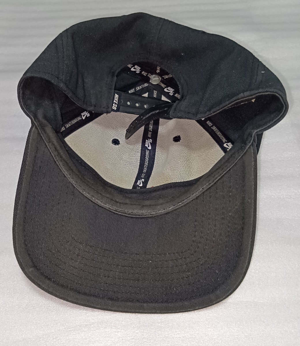 ☆NIKE SB PROキャップ帽子ぼうし調節可S1ZE56cmブラック黒色スポーツ白SWOOSH刺繍ファッション アウトドア ウェア ナイキBETTER WORLD.COM_画像9