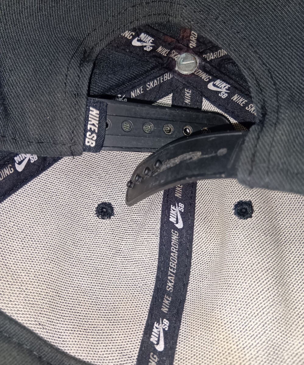 ☆NIKE SB PROキャップ帽子ぼうし調節可S1ZE56cmブラック黒色スポーツ白SWOOSH刺繍ファッション アウトドア ウェア ナイキBETTER WORLD.COM_画像6