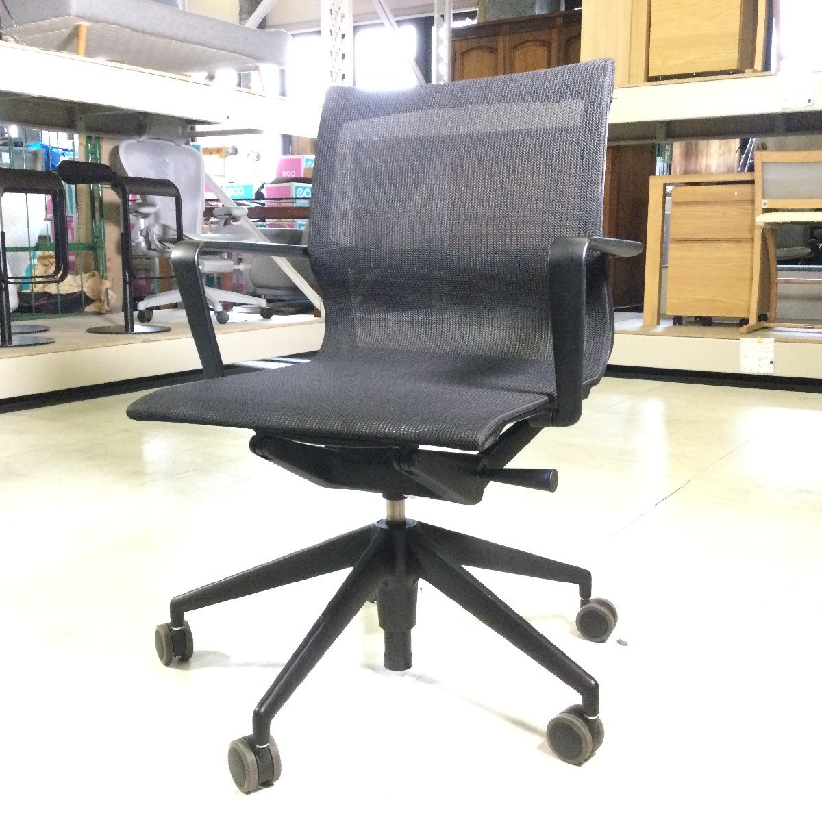 Vitra vi тигр Physixfijiks офис стул черный стул стул офисная мебель ③