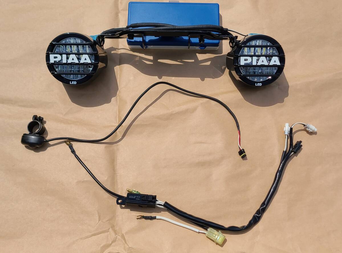 ホンダ 純正 NC700X NC750X PIAA フォグランプ 中古品_画像1