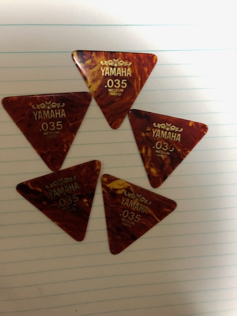 * Yamaha распроданный Showa Retro нейлон pick треугольник рисовый шарик онигири неиспользуемый товар крыло Gibson YAMAHA GIBSON FENDER гитара 