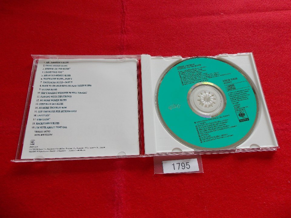 CD／Lonnie Johnson／Steppin' On The Blues／ロニー・ジョンソン／ステッピン・オン・ザ・ブルース／管1795_画像2