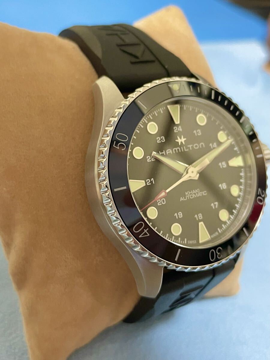 HAMILTON KHAKIカーキ ネイビー スキューバ オートH82515330 自動巻き ブラック文字盤 腕時計_画像4