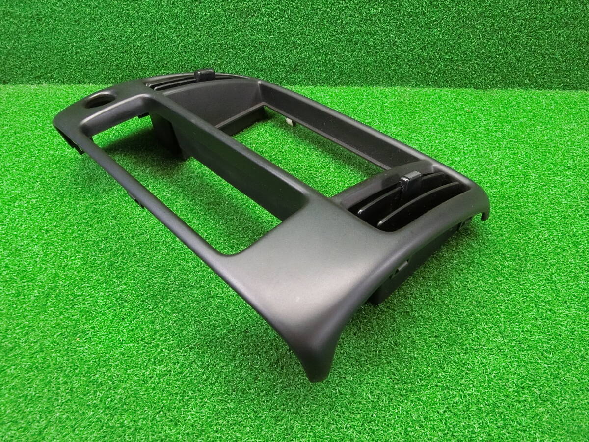 [11662] エブリイワゴン DA62W オーディオパネル 73822-65H00 ルーバー不良_画像3