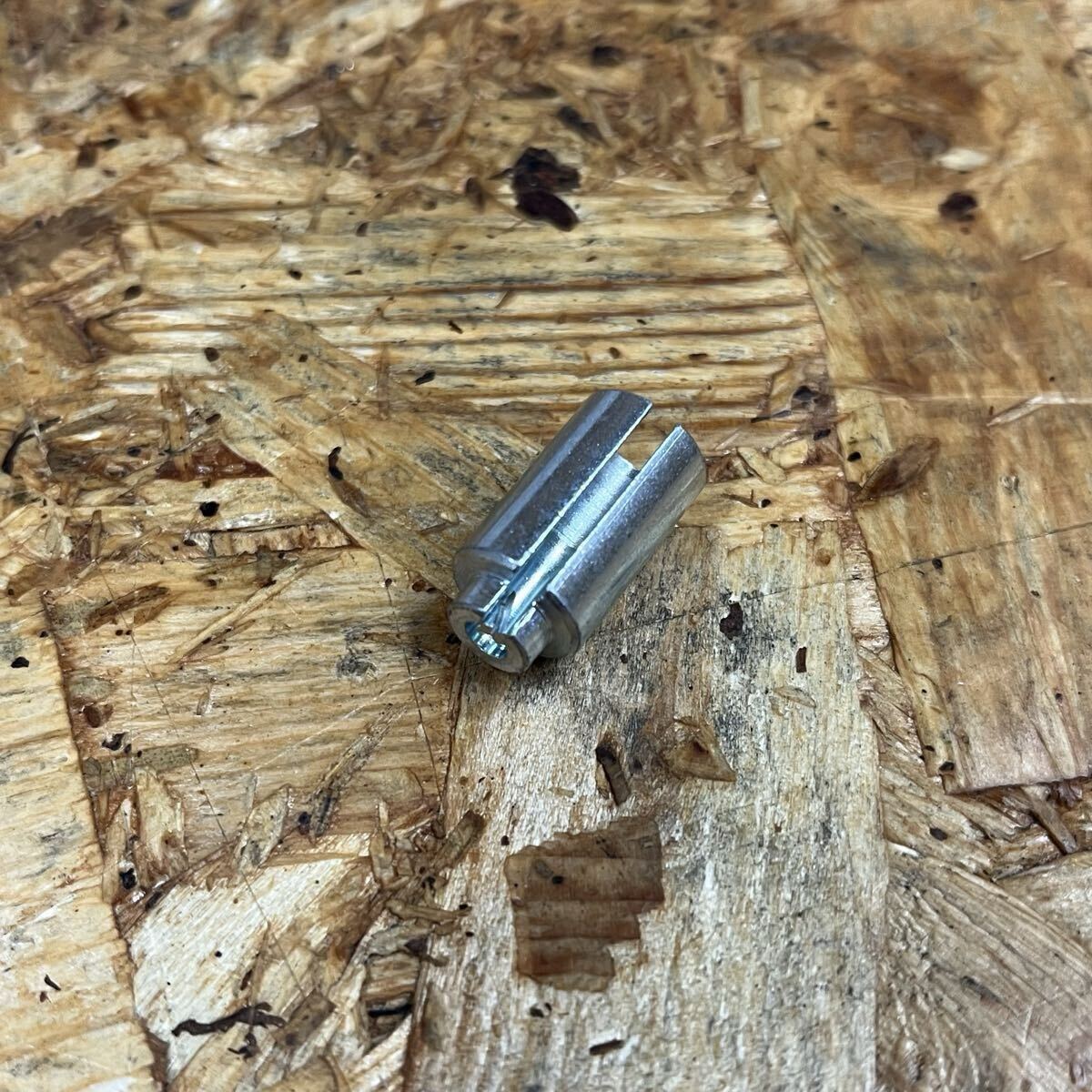 トライアンフ ハーレー クラッチワイヤー フェルール ハンドル ケーブル ワイヤー クラッチ カスタム レバー (57_2063)_画像1