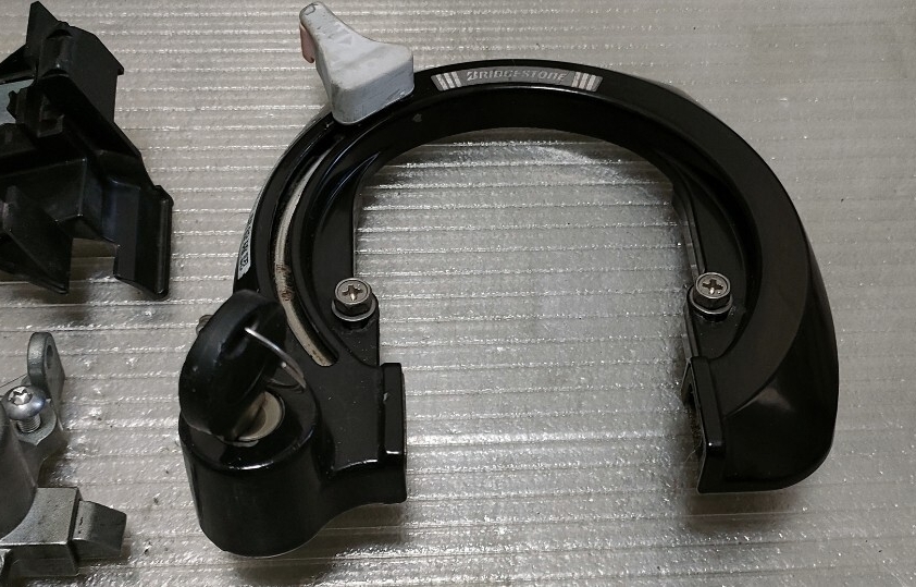 ブリヂストン【キーアッセンブリ　2014年】アンジェリーノ　中古　BRIDGESTONE アシスト自転車部品　動作確認済　カギ　鍵　Angelino_画像3
