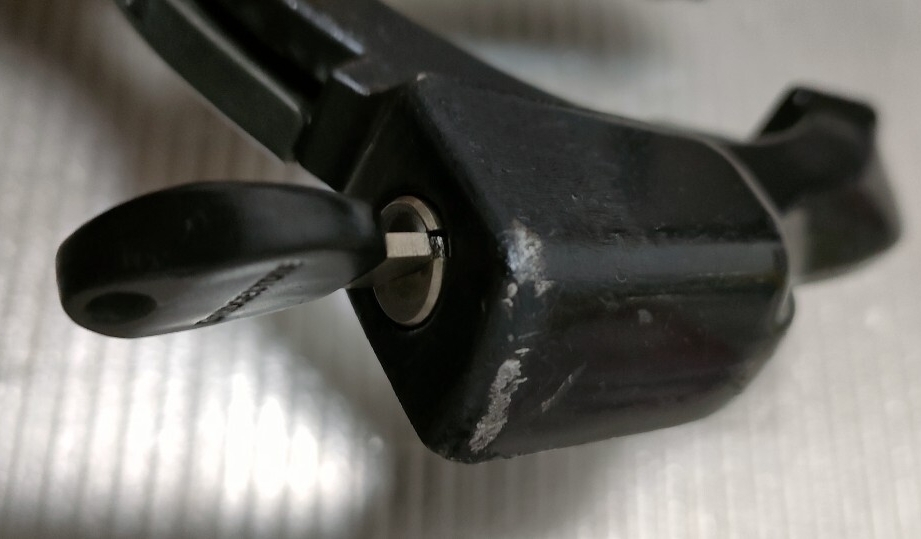 ブリヂストン【キーアッセンブリ 2018年】アシスタベーシックミニ 中古 BRIDGESTONE アシスト自転車部品 動作確認済み カギ 鍵 アシスタ_画像9