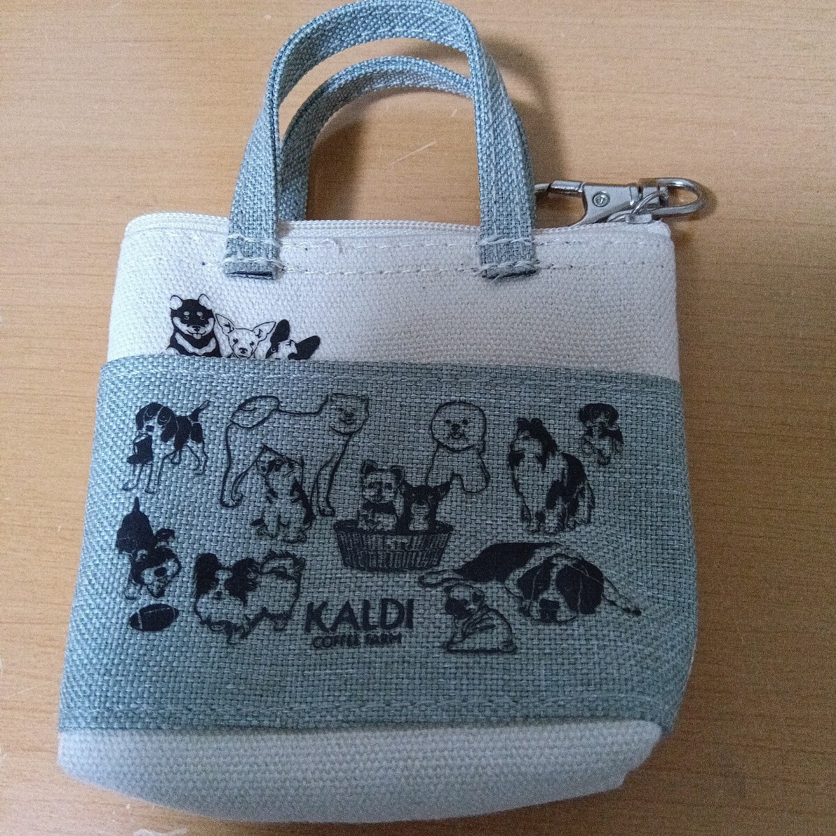 カルディ KALDI いぬの日 犬 ミニバック コレクション 限定品 小物入れ 未使用 札なし ポーチ_画像2