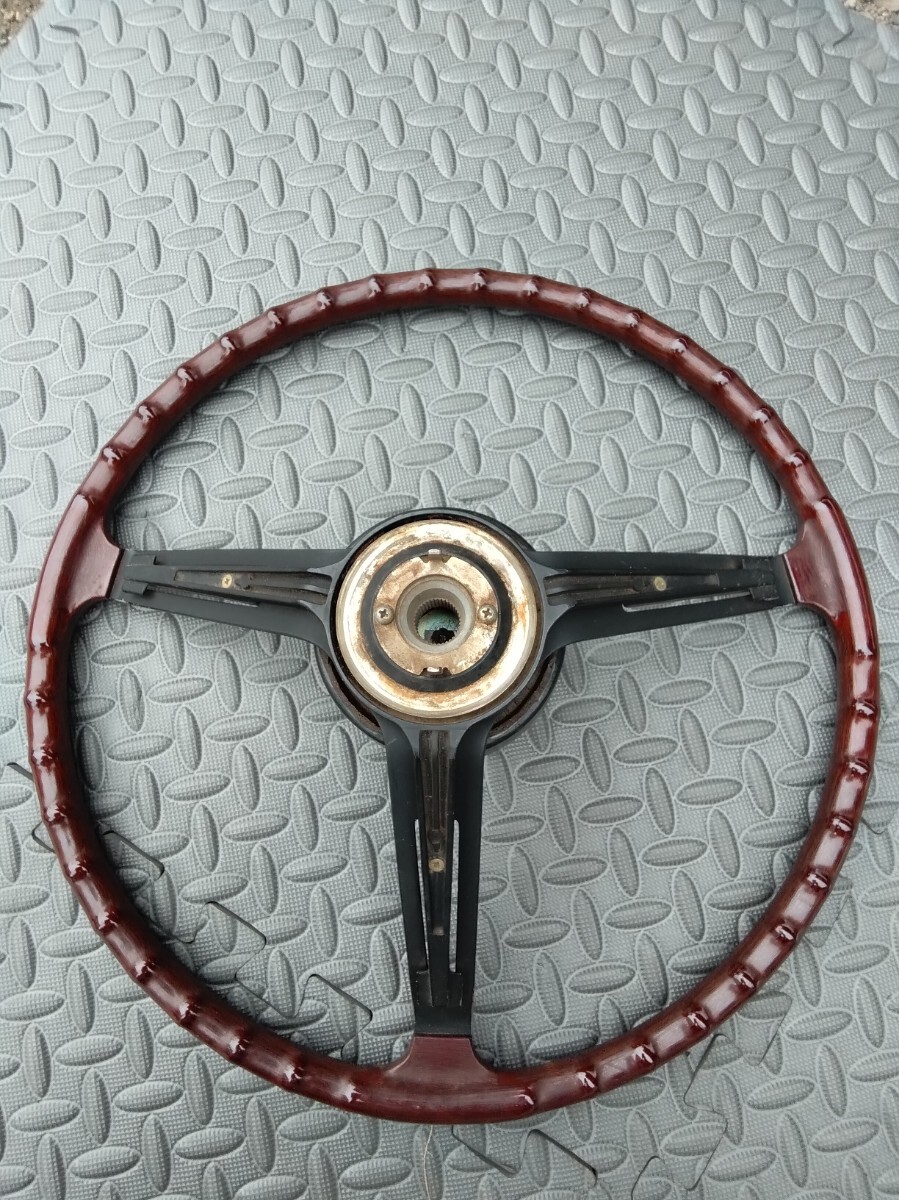 当時物・NISSAN・日産・510ブルーバード・SSS クーペ・ 3本ステアリング・箱スカ・S30z・ローレル・フェアレディZ・旧車・昭和・中古品。_画像7