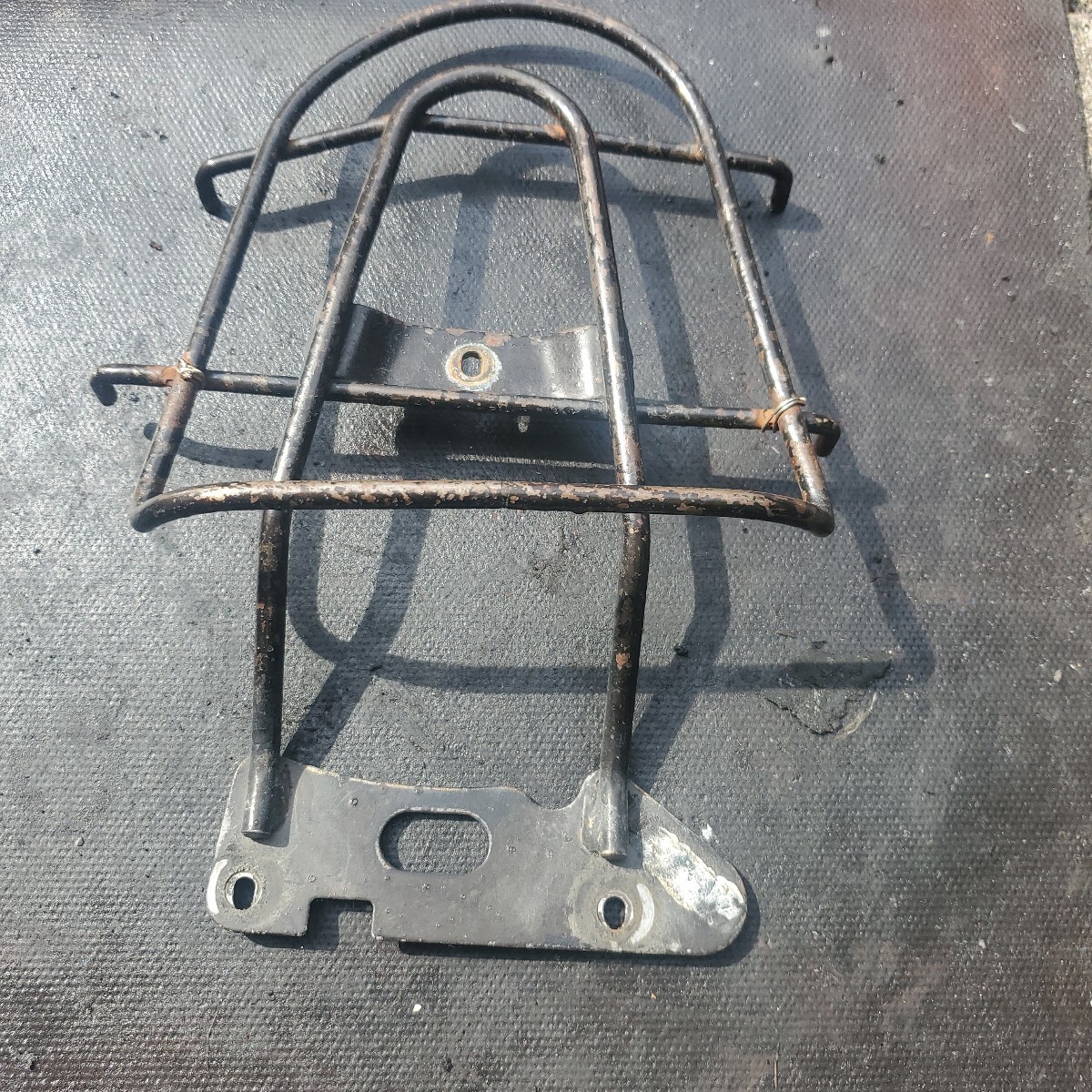 ホンダ　HONDA　スマートディオ　DIO　AF56　 リアキャリア 荷台 キャリア 曲がりなし_画像1