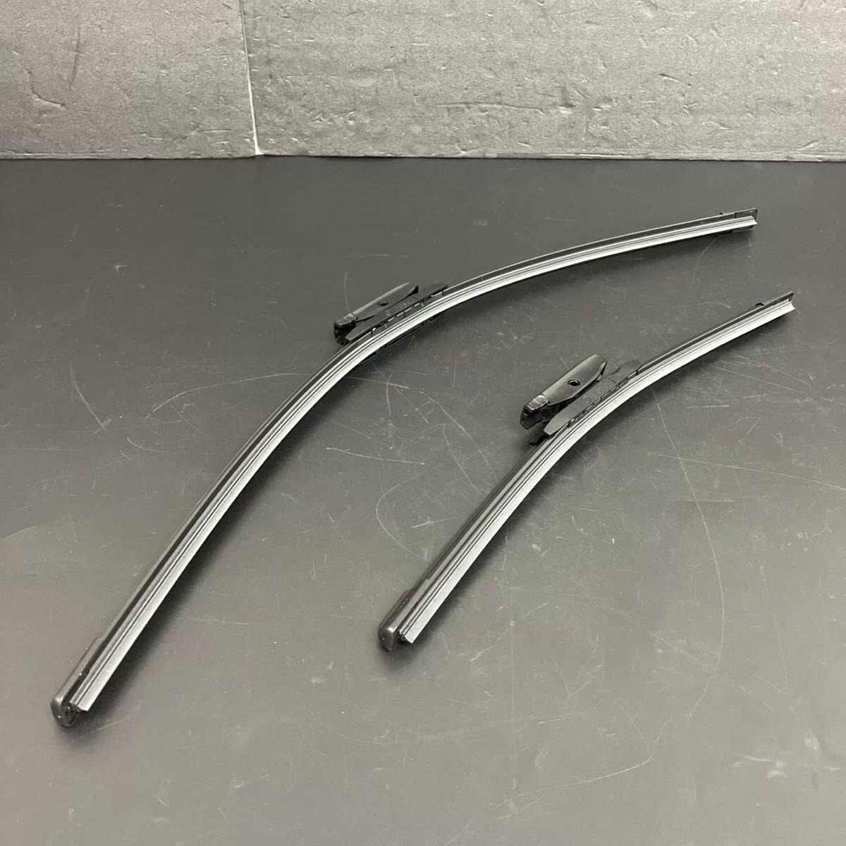 ボッシュ C-3036 ◎ シトロエン C3 ワイパーブレードセットエアロツイン「A423S」3397007423 未使用 BOSCH_画像1