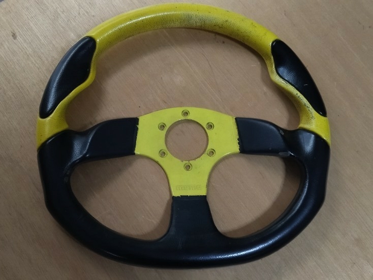 MOMO COMMANDO 2_画像1