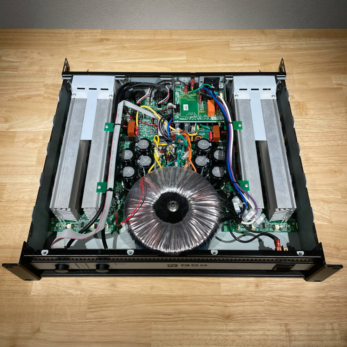 【メンテナンス済み】Electro-Voice Q99 パワーアンプ EV エレクトロボイス Q99 整備済み