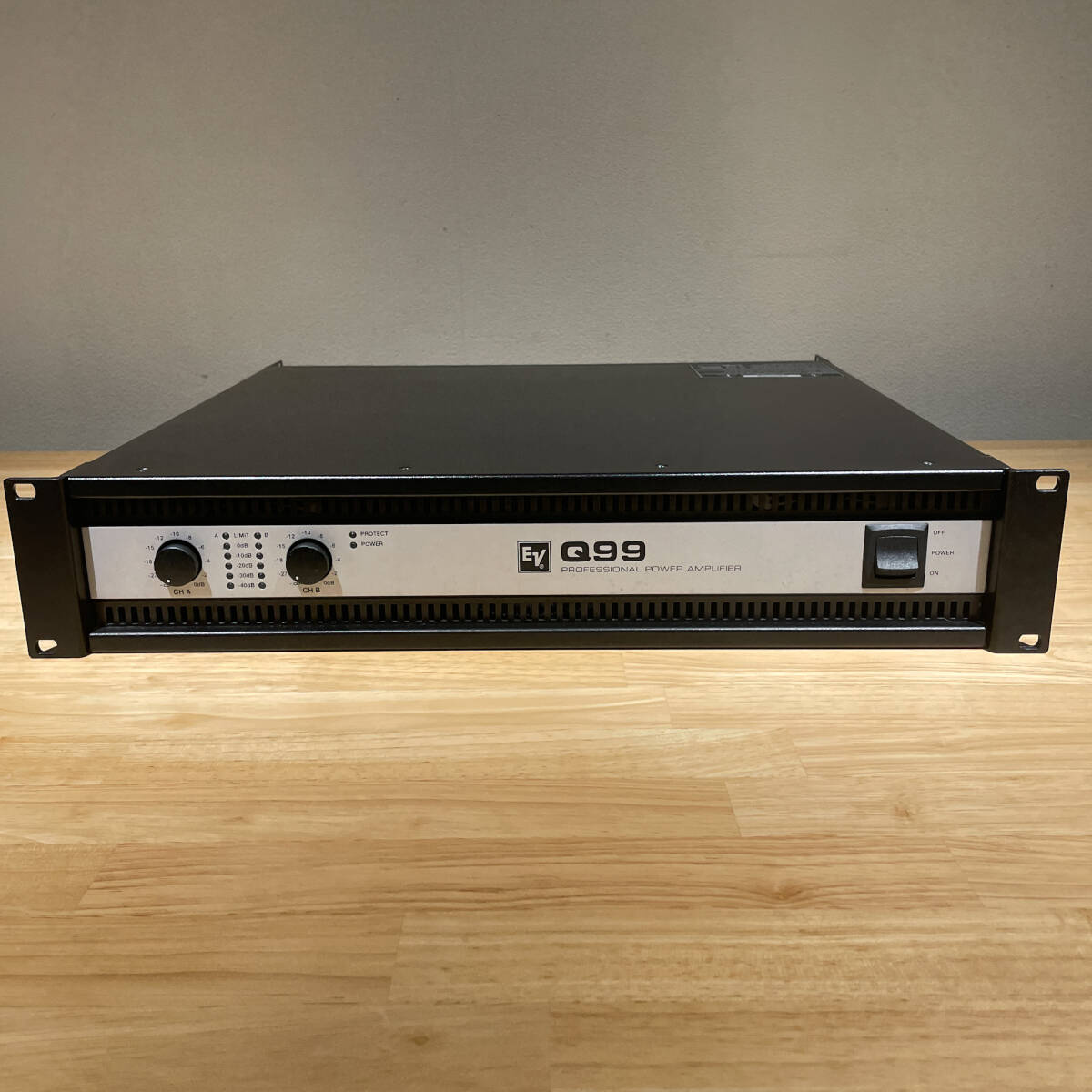 【メンテナンス済み】Electro-Voice Q99 パワーアンプ EV エレクトロボイス Q99 整備済み