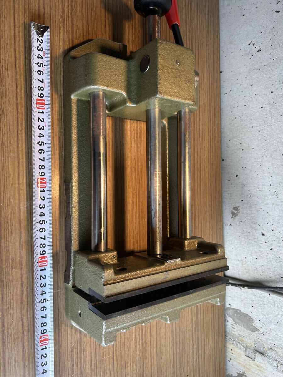 トラスコ クイックバイスF型200mm FQ−200_画像3