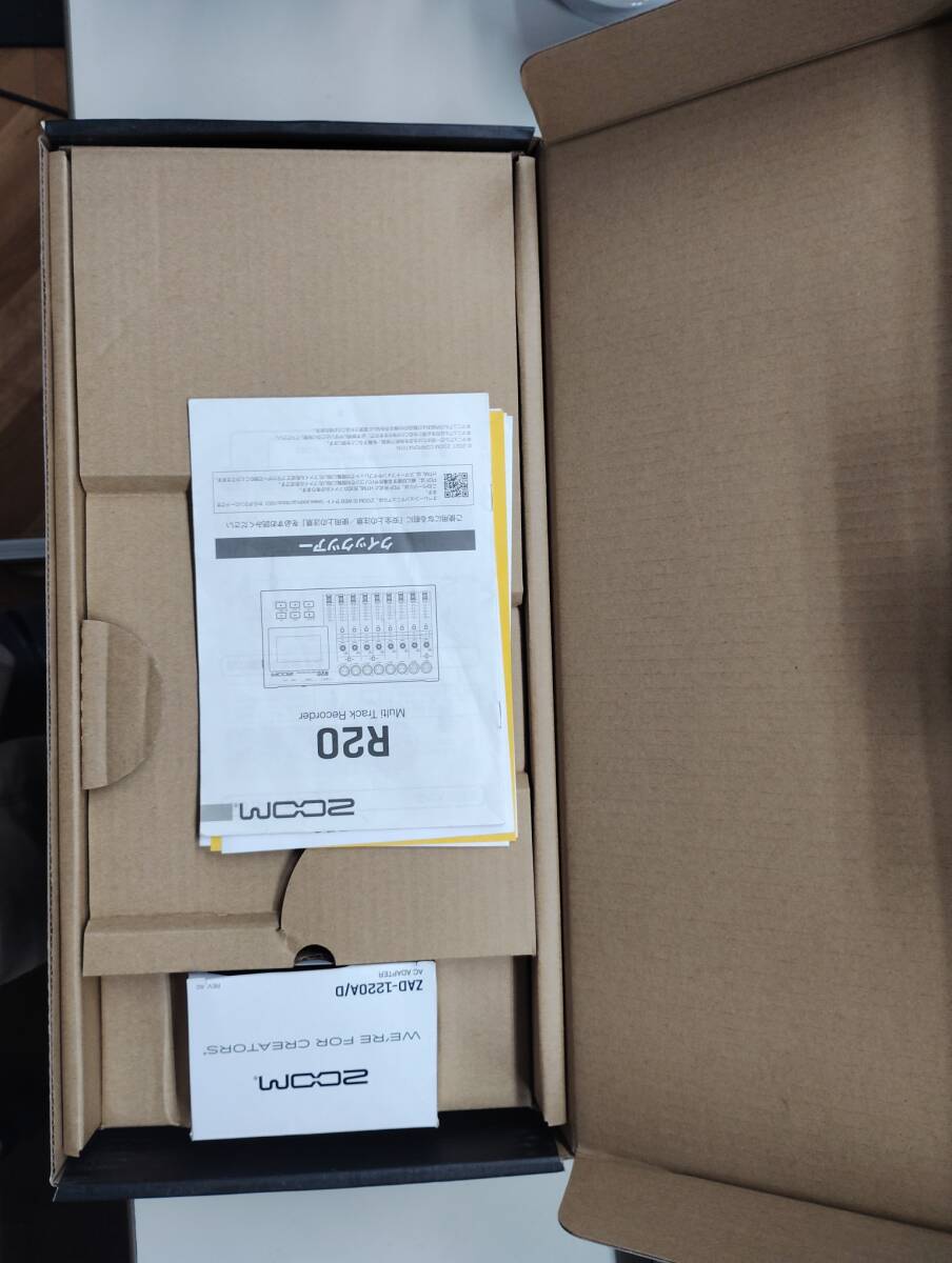 ZOOM R20 マルチトラックレコーダー　MTRになります。_画像5