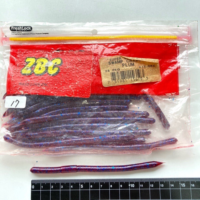 815960 ZOOM/ZBC スワンプクローラー １７本 #プラム ZOOM BAIT COMPANY ズーム_画像1