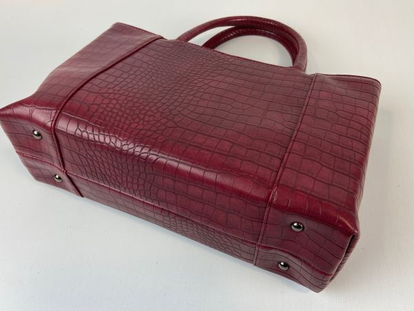 ▼三作▼新品　クロコダイル調　手提げバッグ　ワイン　_画像3