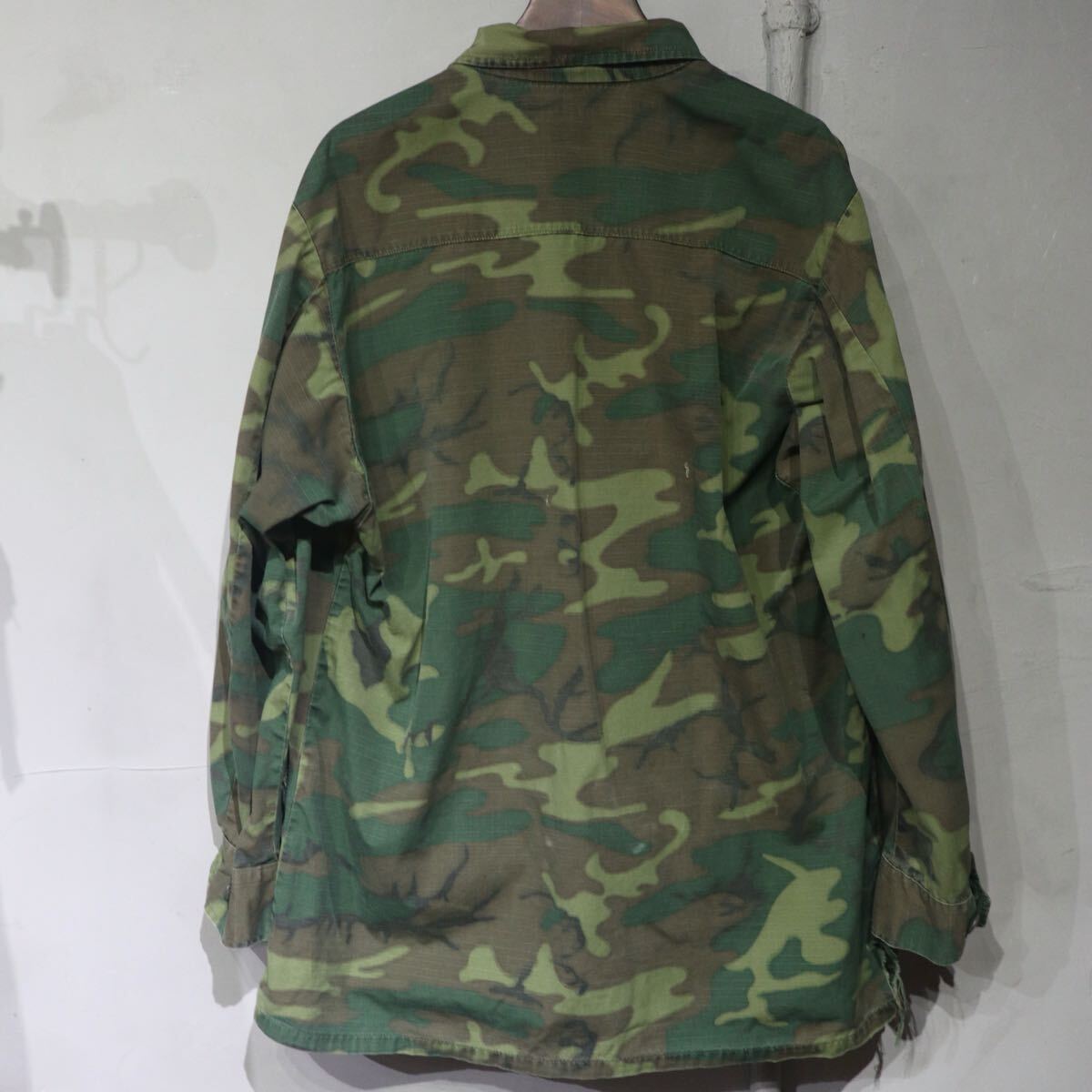 【即決】60s US ARMY ERDL ジャングルファティーグ シャツ ジャケット カモ柄 USA アメリカ ミリタリー 古着 ヴィンテージ midium-short_画像3