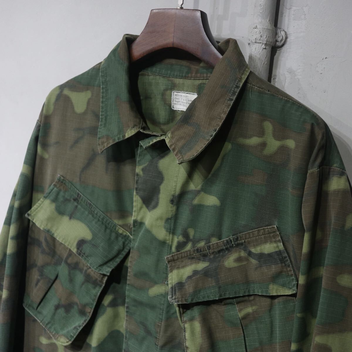 【即決】60s US ARMY ERDL ジャングルファティーグ シャツ ジャケット カモ柄 USA アメリカ ミリタリー 古着 ヴィンテージ midium-short_画像4