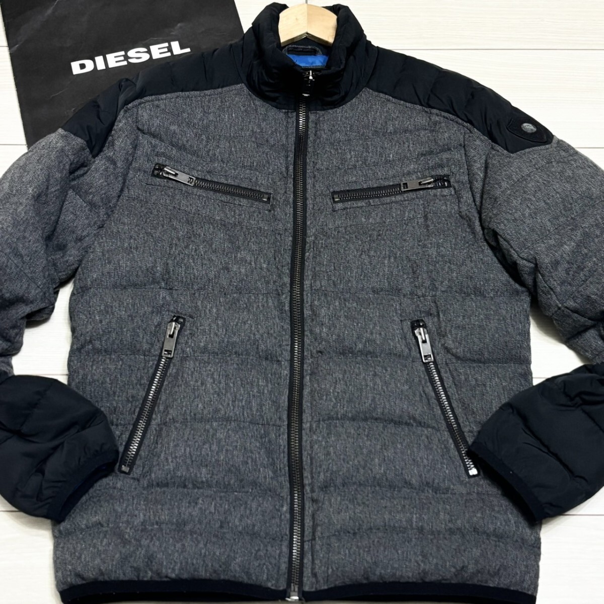 極美品/Lサイズ相当●DIESEL ディーゼル ダウンジャケット ライダース 切替 袖ブレイブマンワッペン グレー ブラック メンズ アウター_画像2