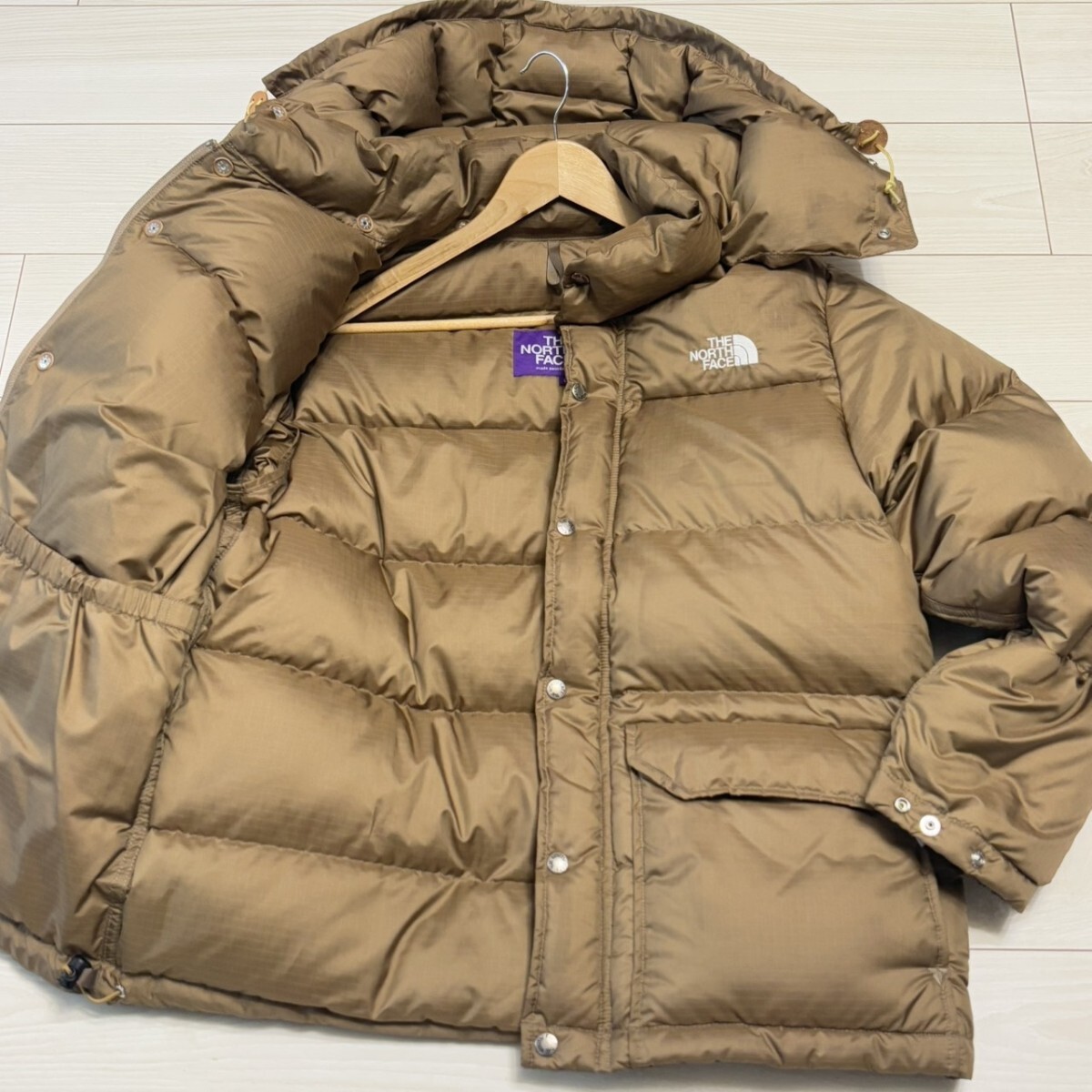 極美品/Lサイズ●THE NORTH FACE ノースフェース パープルレーベル ダウンジャケット キャンプシエラパーカー ロゴ刺繍 ブラウン アウター_画像1