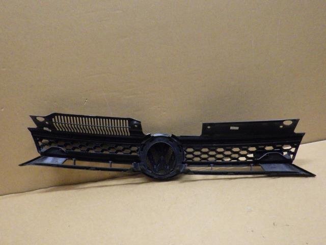 【岩手 盛岡発】中古 純正 VW ワーゲン ゴルフ GTI ABA-1KCCZ 2011年式 ラジエータグリル 赤塗装クリア剥げ有_画像6