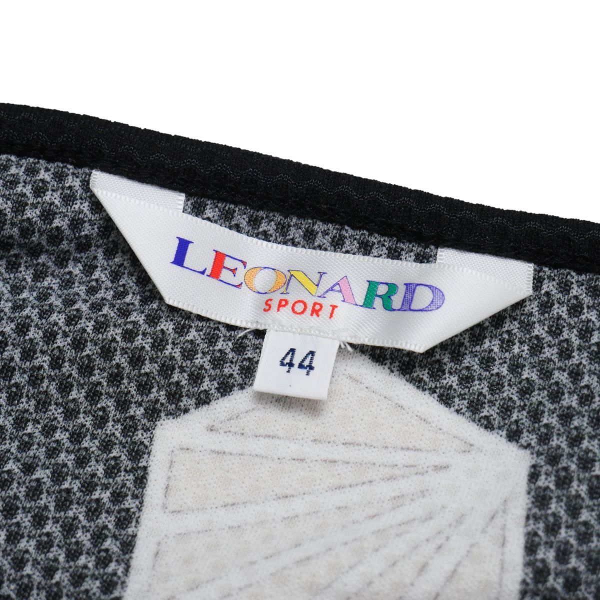 TJ4702☆レオナールスポーツ LEONARD SPORT 和柄 花柄 長袖カットソー チュニック プルオーバー ブラック×パープル系 サイズ44_画像5