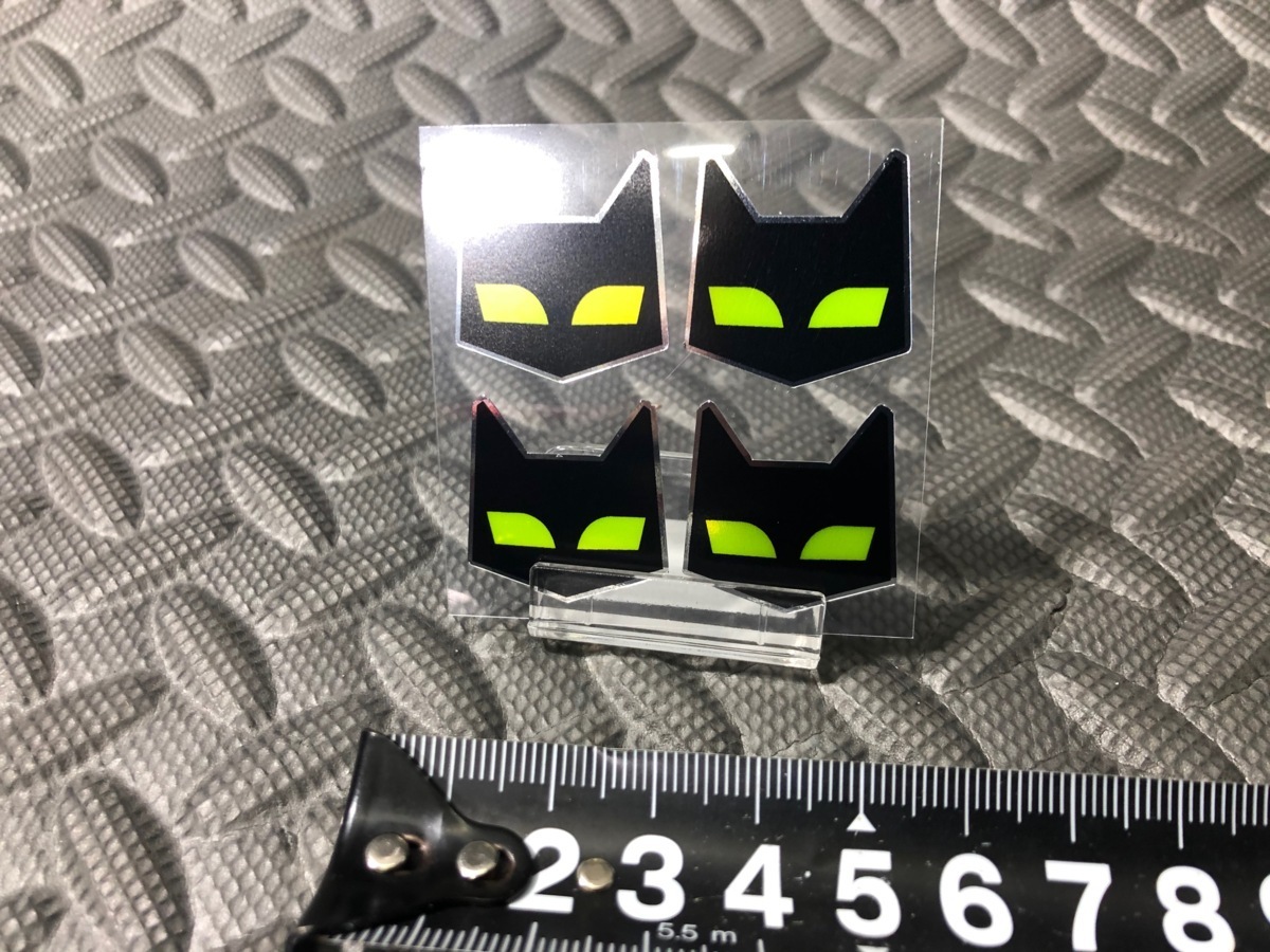 マーシャル SEV MARCHAL 正規品 メッキステッカー 黒×イエロー 4枚組 黒 黄 25mm × 25mm ブラック検）Marshall シビエ CIBIE デカーの画像2