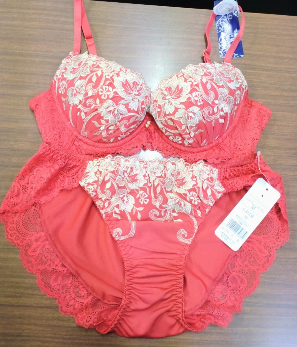 ブラジャーショーツ　C65 M 赤_画像2