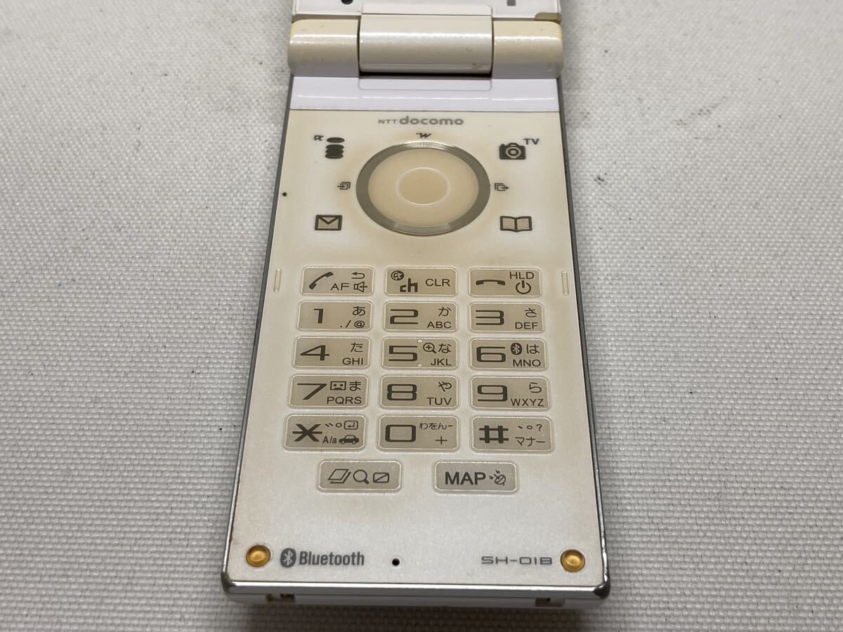 概ね美品 docomo ドコモ SH-01B SHARP シャープ AQUOS SHOT アクオスショット 携帯電話 ガラケー ブラック i199b525dd_画像5